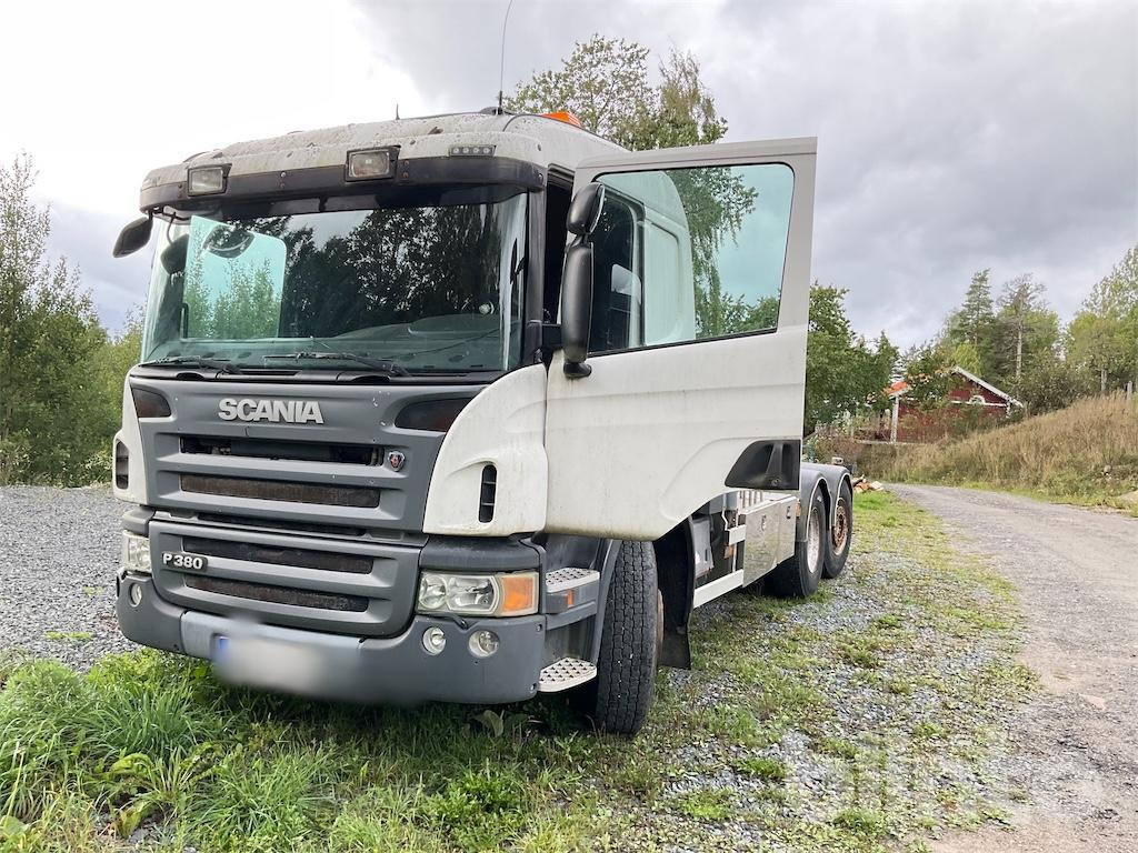 SCANIA P380 CB6X2*4HSA - Camion ampliroll: photos 5 SCANIA P380 CB6X2*4HSA - Camion ampliroll: photos 5