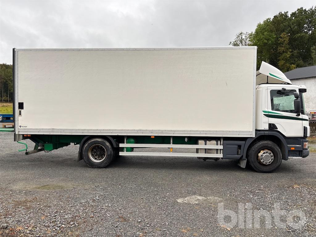 SCANIA P94D 230 - Camion fourgon: photos 2 SCANIA P94D 230 - Camion fourgon: photos 2