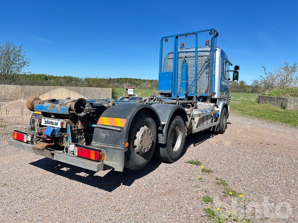 SCANIA R124LB6X2MB420 - Camion ampliroll: photos 5 SCANIA R124LB6X2MB420 - Camion ampliroll: photos 5