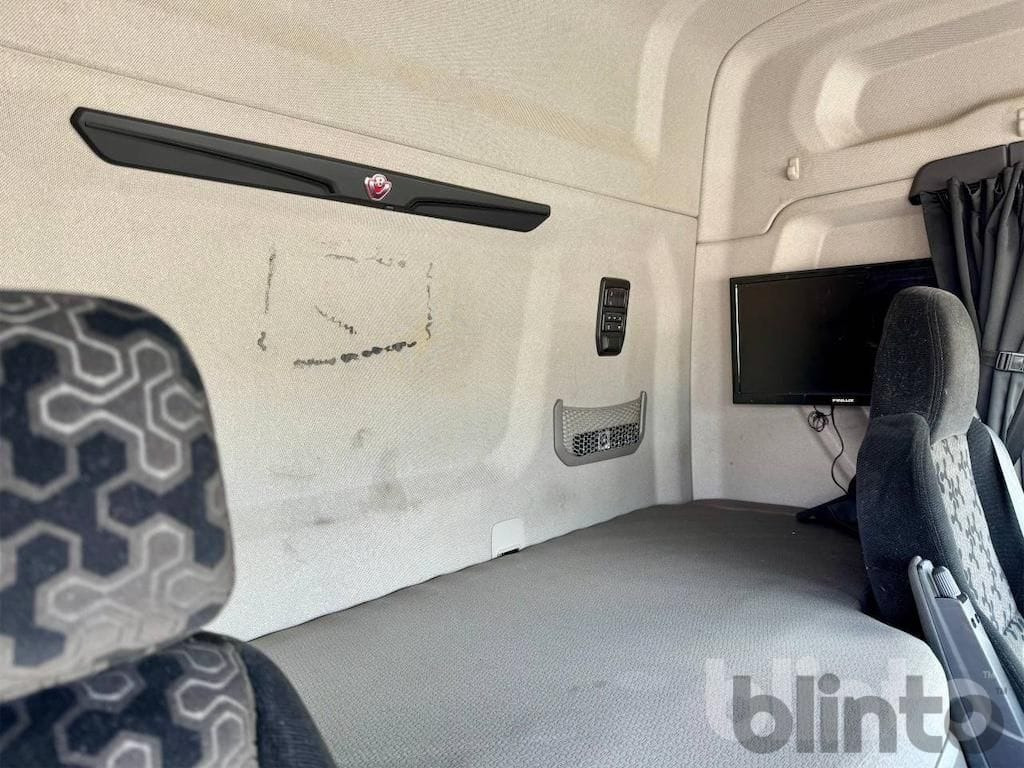 Camion ampliroll SCANIA R650 6x2: photos 8