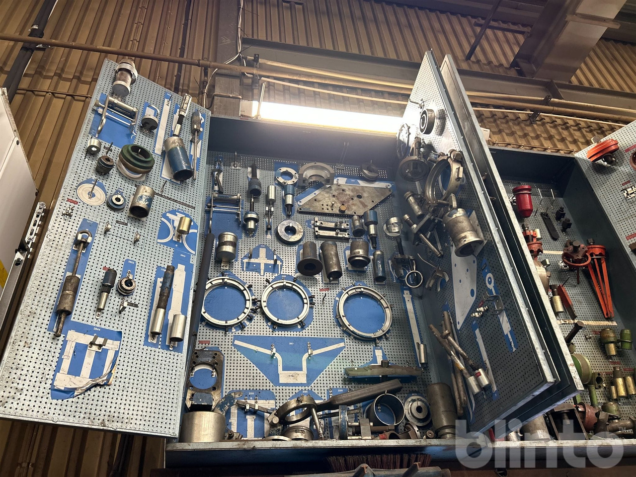 Scania och Volvo - Outil automobile: photos 2 Scania och Volvo - Outil automobile: photos 2