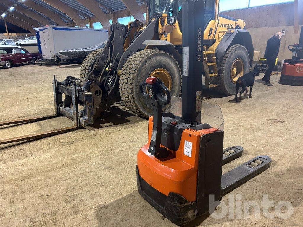 Toyota SWE080L - Gerbeur: photos 2 Toyota SWE080L - Gerbeur: photos 2