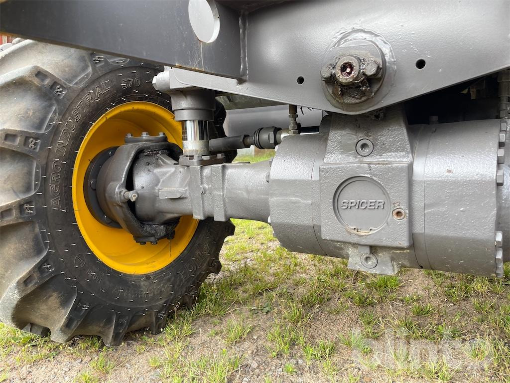 Pelle sur pneus VOLVO EW60E: photos 26