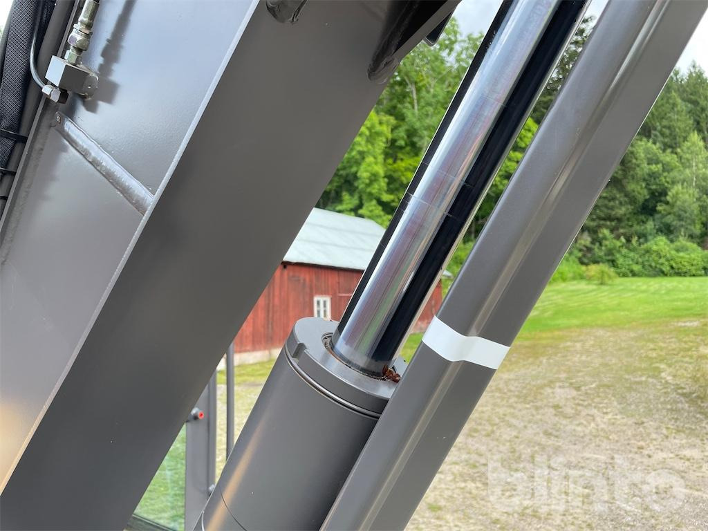 Pelle sur pneus VOLVO EW60E: photos 32