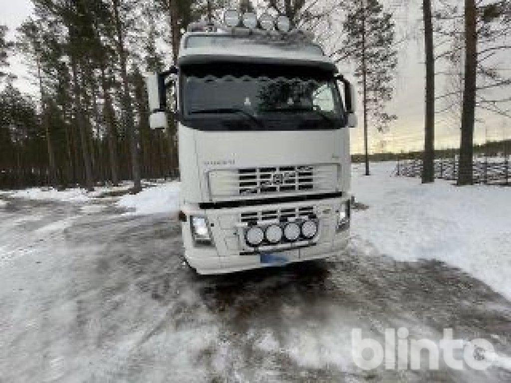 VOLVO FH 480 8*2 - Camion ampliroll: photos 4 VOLVO FH 480 8*2 - Camion ampliroll: photos 4