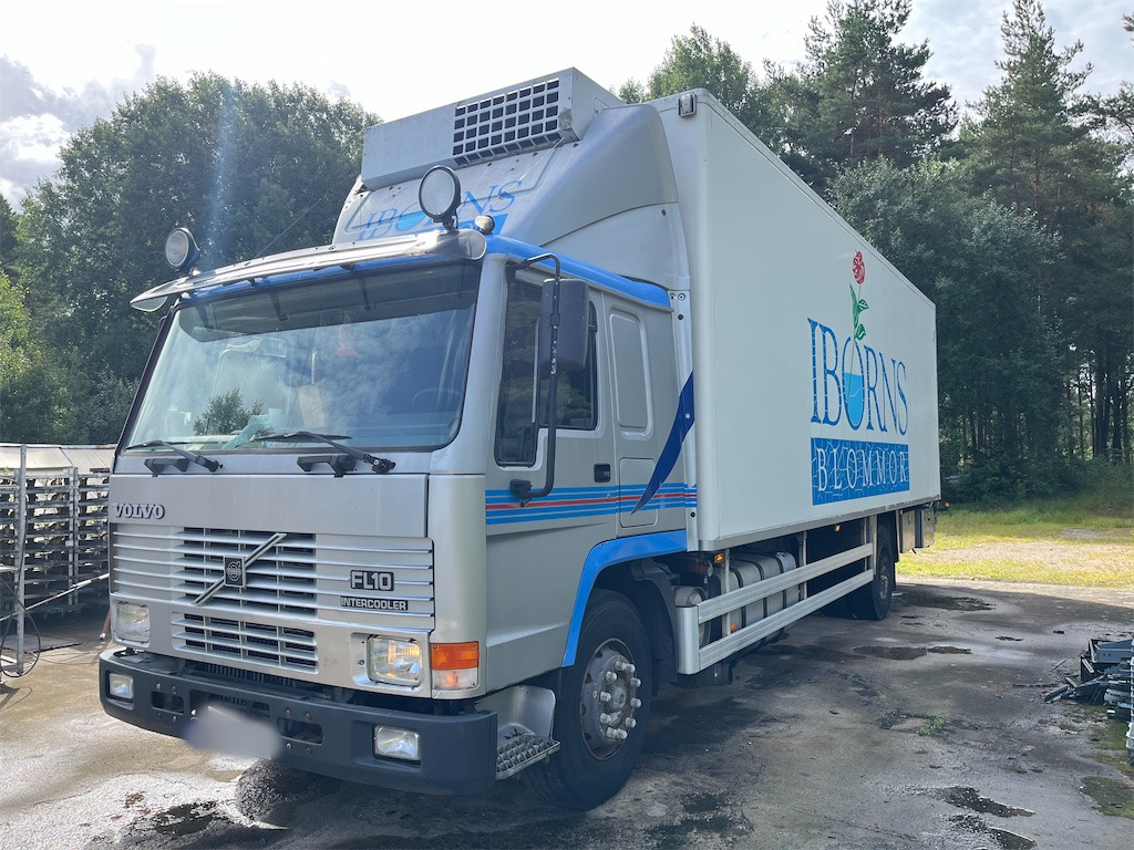VOLVO FL10 4X2 - Camion frigorifique: photos 1 VOLVO FL10 4X2 - Camion frigorifique: photos 1