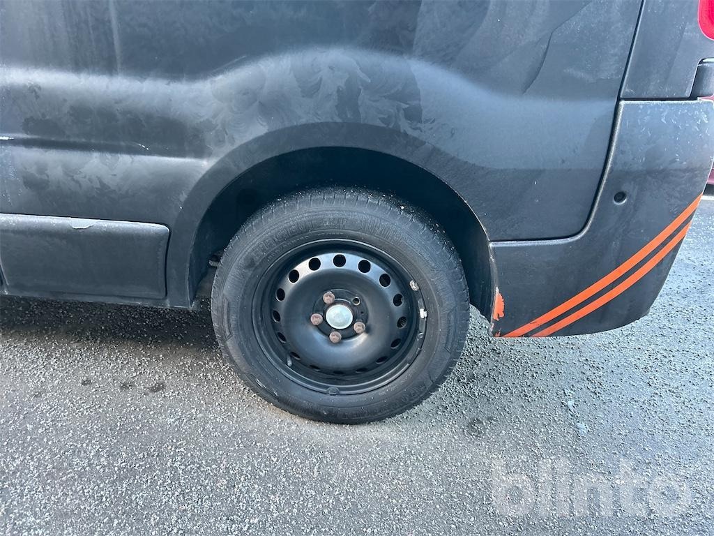 Véhicule utilitaire RENAULT TRAFIC: photos 40