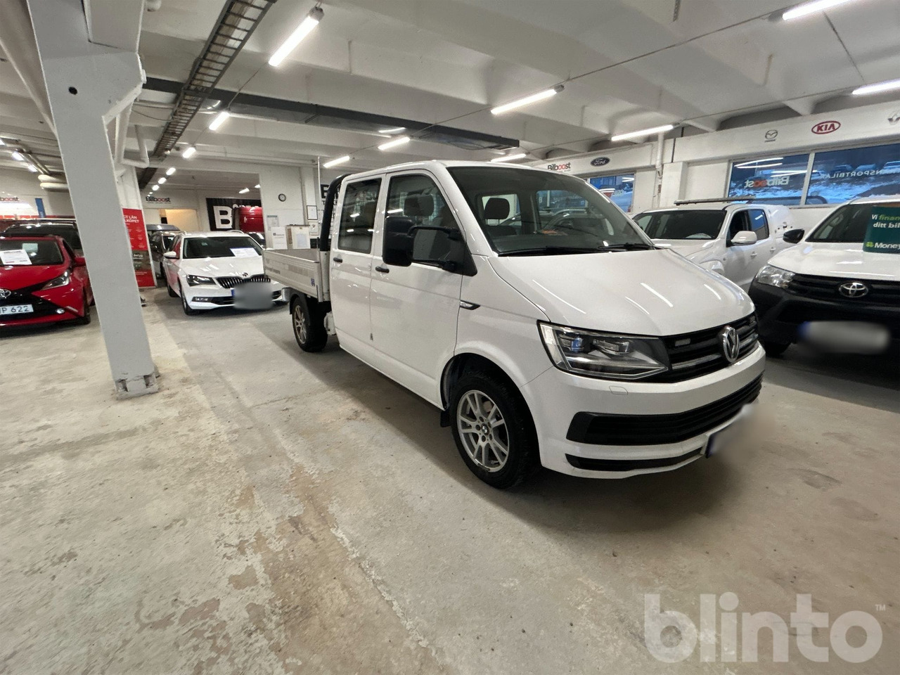 VOLKSWAGEN, TRANSPORTER - Véhicule utilitaire: photos 3 VOLKSWAGEN, TRANSPORTER - Véhicule utilitaire: photos 3