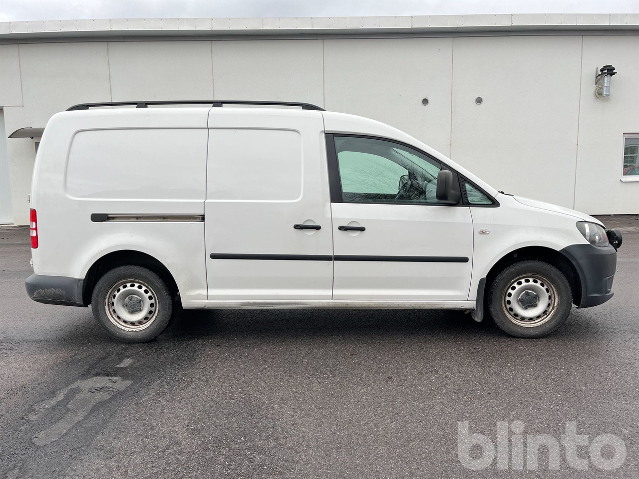 VOLKSWAGEN, VW 2KN - Véhicule utilitaire: photos 4 VOLKSWAGEN, VW 2KN - Véhicule utilitaire: photos 4