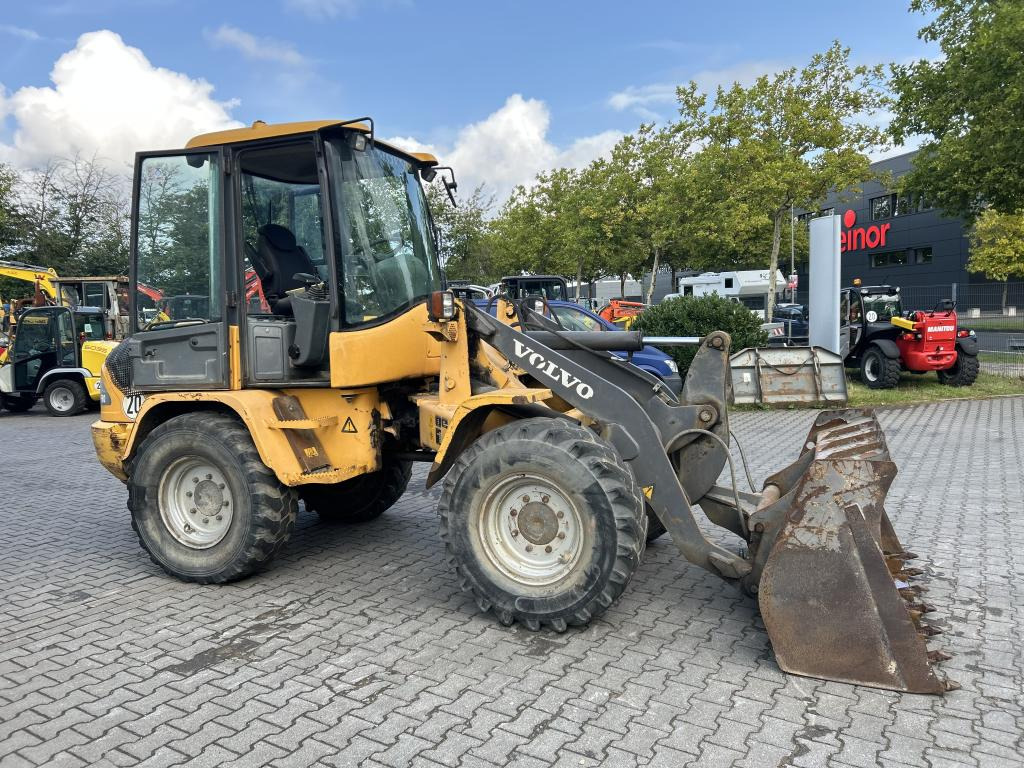 Volvo L30B Pro - Chargeuse sur pneus: photos 2 Volvo L30B Pro - Chargeuse sur pneus: photos 2