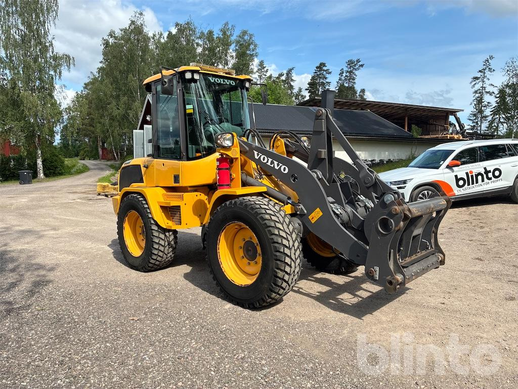 Volvo L35G - Chargeuse sur pneus: photos 3 Volvo L35G - Chargeuse sur pneus: photos 3