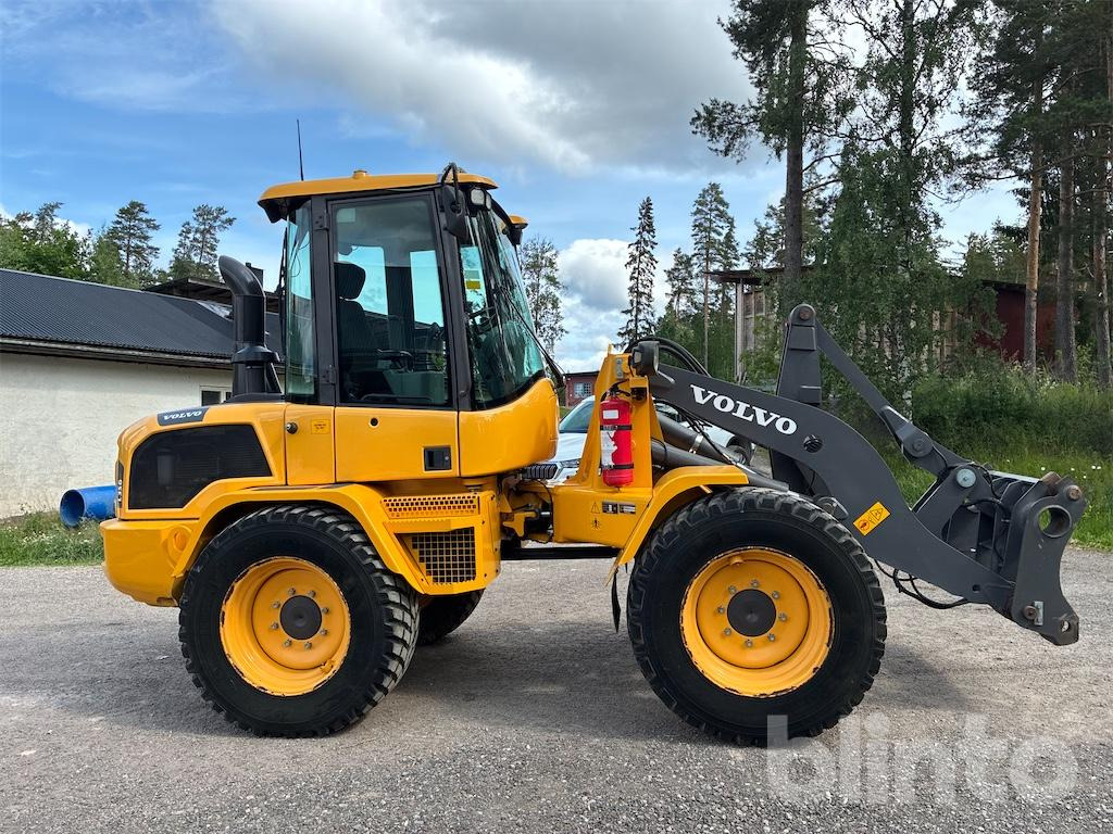 Volvo L35G - Chargeuse sur pneus: photos 5 Volvo L35G - Chargeuse sur pneus: photos 5