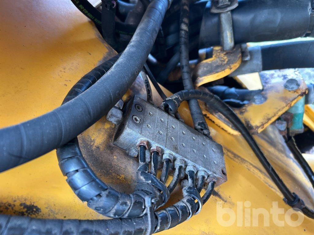Chargeuse sur pneus Volvo L60E: photos 38