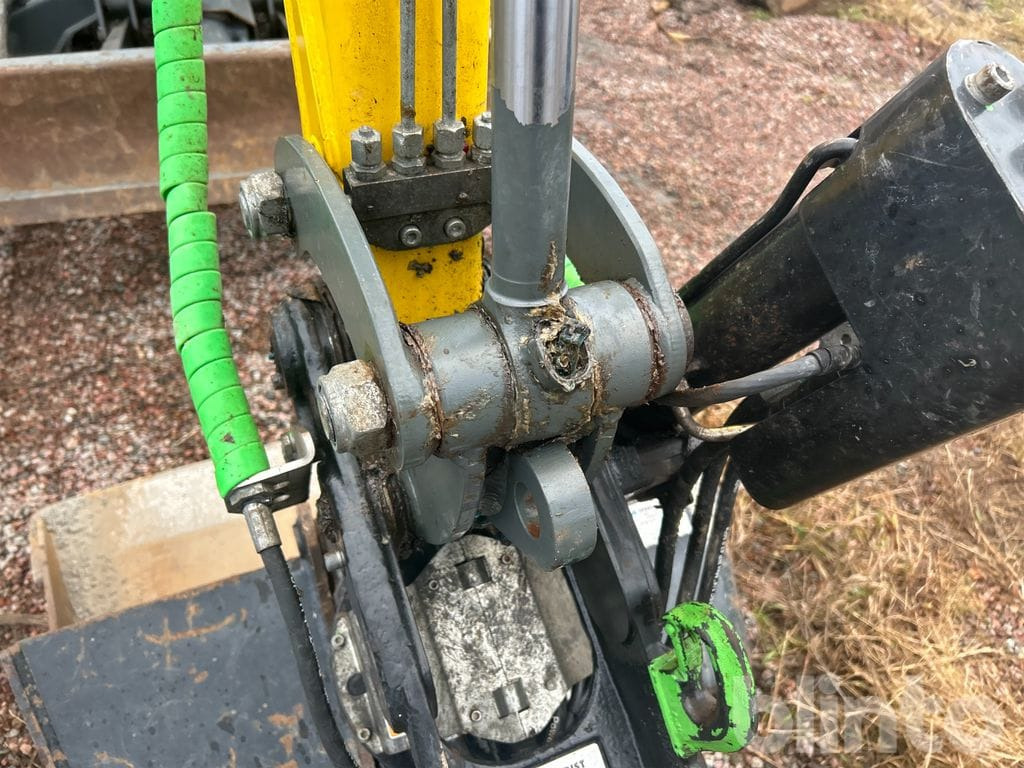 Pelle sur chenille Wacker Neuson ET24: photos 21