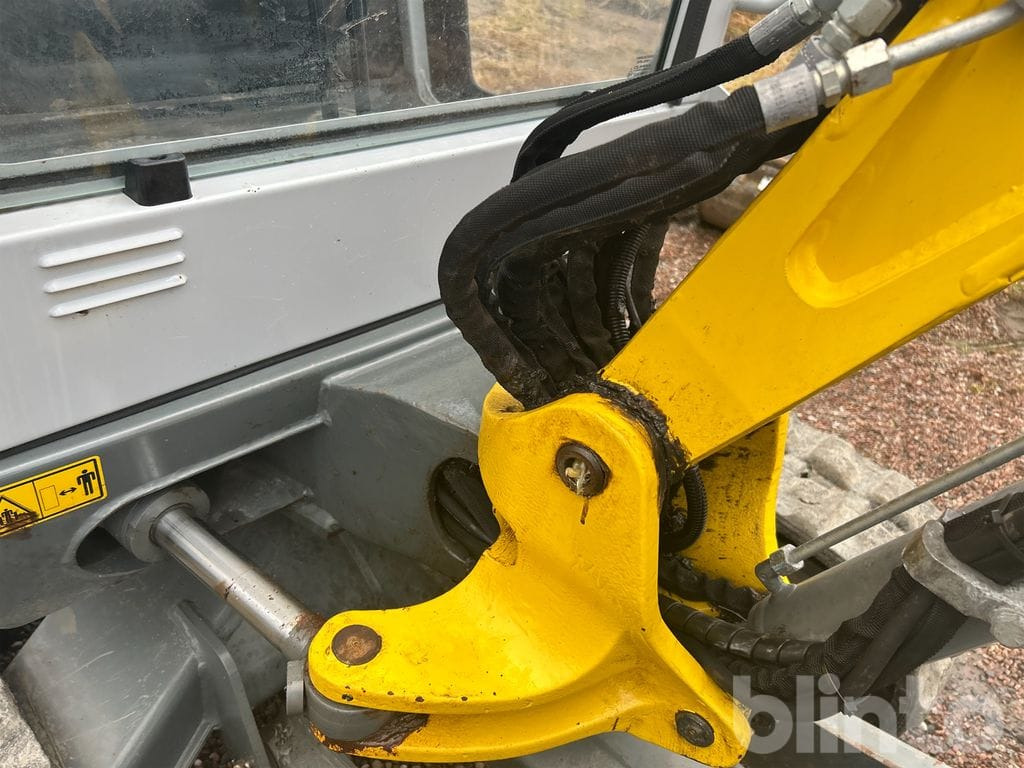 Pelle sur chenille Wacker Neuson ET24: photos 30