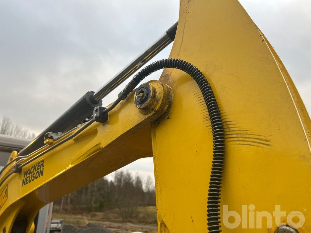 Pelle sur chenille Wacker Neuson ET24: photos 23