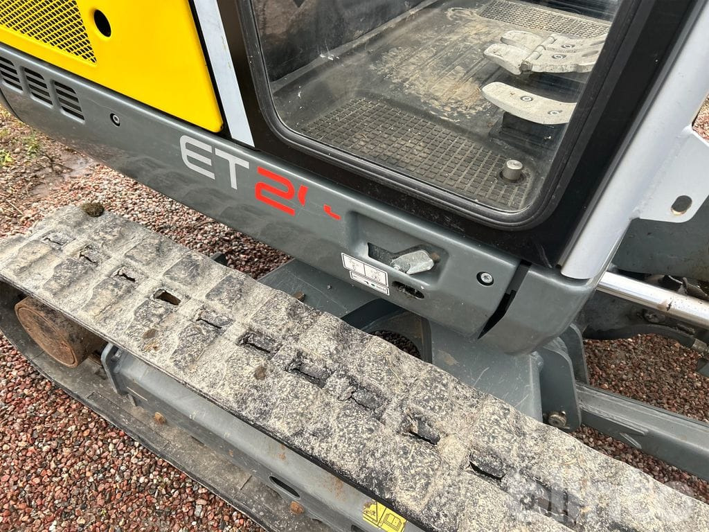 Pelle sur chenille Wacker Neuson ET24: photos 42