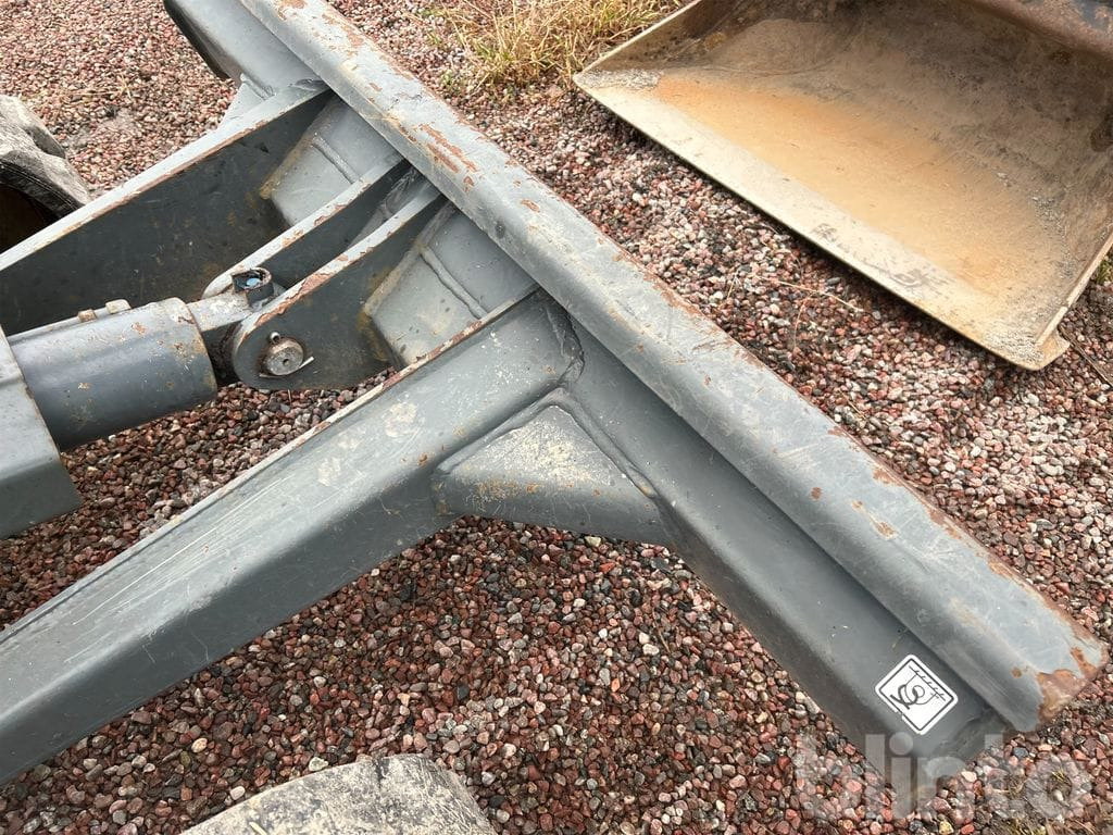 Pelle sur chenille Wacker Neuson ET24: photos 33