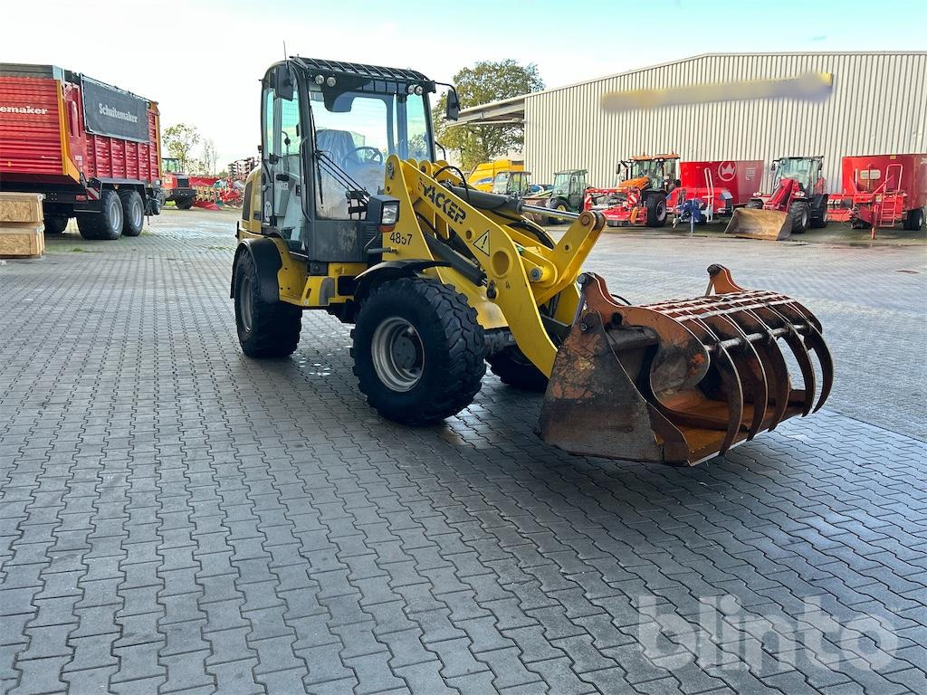 Wacker Neuson WL 55 (2008) - Chargeuse sur pneus: photos 2 Wacker Neuson WL 55 (2008) - Chargeuse sur pneus: photos 2