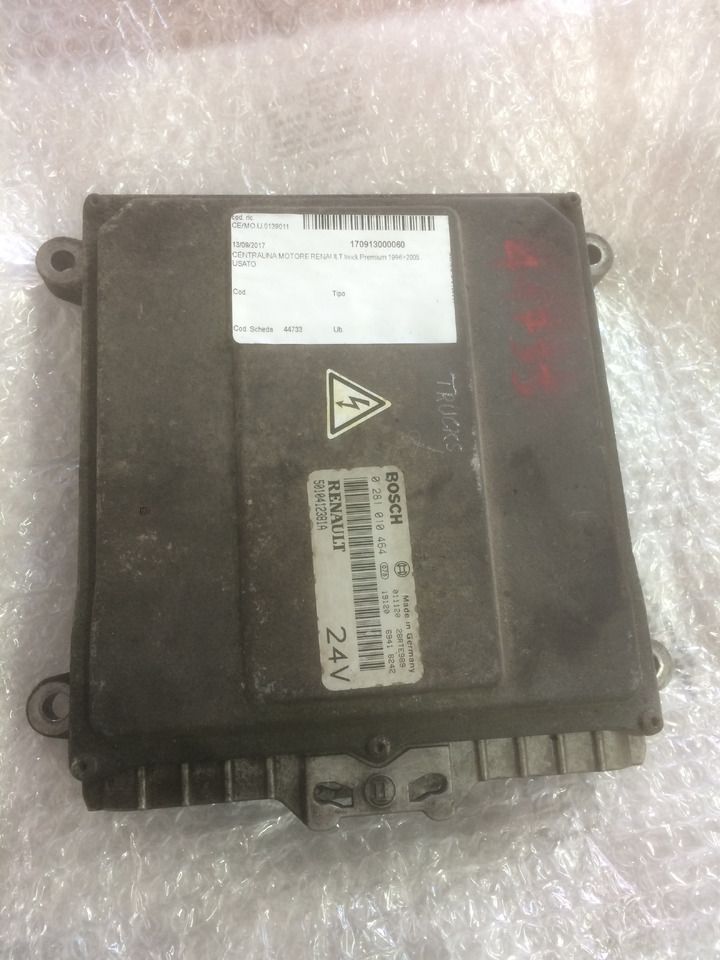 CENTRALINA MOTORE EDC - RENAULT PREMIUM - RIF. RENAULT 5010412381A - RIF. BOSCH 0281010464 - Bloc de gestion: photos 1 CENTRALINA MOTORE EDC - RENAULT PREMIUM - RIF. RENAULT 5010412381A - RIF. BOSCH 0281010464 - Bloc de gestion: photos 1