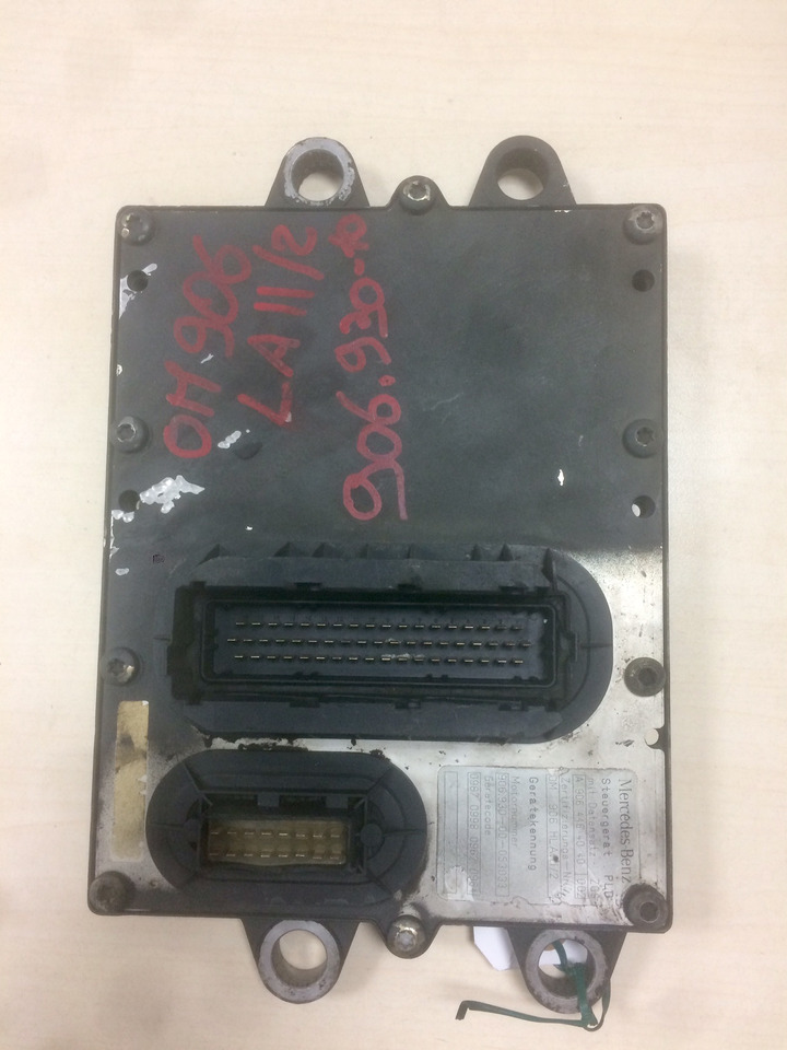 CENTRALINA MOTORE MERCEDES OM906HLA.II/2 - VAR. 906.930 - Rif. A9064464040 - Bloc de gestion: photos 1 CENTRALINA MOTORE MERCEDES OM906HLA.II/2 - VAR. 906.930 - Rif. A9064464040 - Bloc de gestion: photos 1