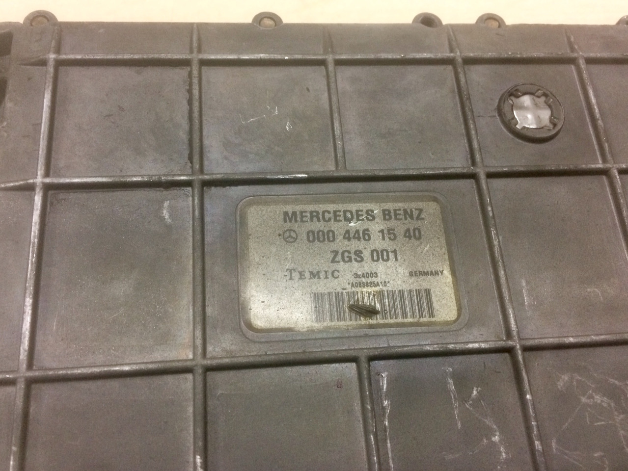 CENTRALINA MOTORE MERCEDES OM906HLA.II/2 - VAR. 906.930 - Rif. A9064464040 - Bloc de gestion: photos 4 CENTRALINA MOTORE MERCEDES OM906HLA.II/2 - VAR. 906.930 - Rif. A9064464040 - Bloc de gestion: photos 4