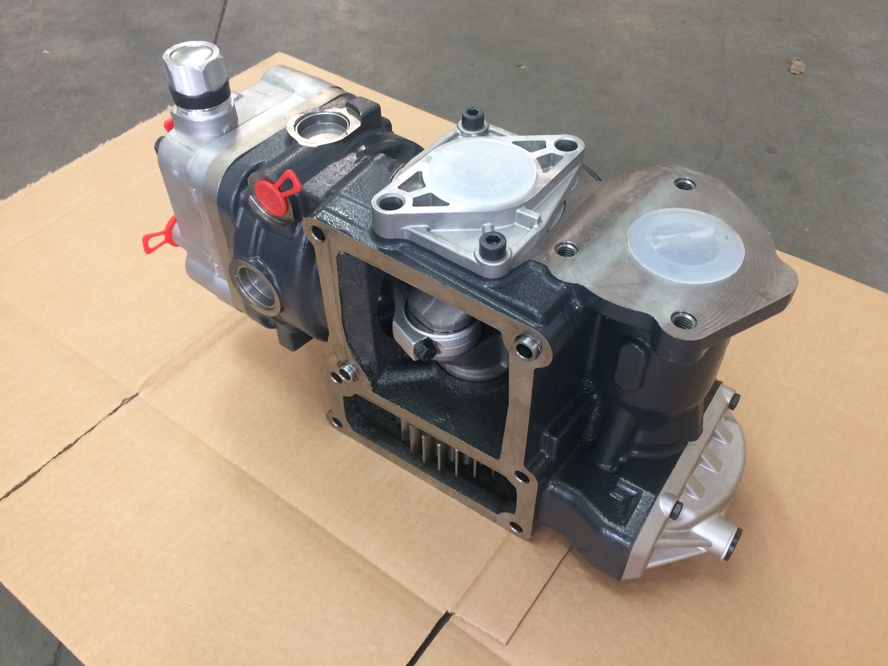 COMPRESSORE ARIA RIF. MAN 51541007117 - 51541007205 - 51541007232 - 51541007247 - Compresseur d'air: photos 3 COMPRESSORE ARIA RIF. MAN 51541007117 - 51541007205 - 51541007232 - 51541007247 - Compresseur d'air: photos 3