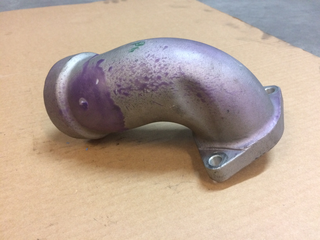 GOMITO LIQUIDO RAFFREDDAMENTO MAN 51063020721 - Système de refroidissement pour Camion: photos 3 GOMITO LIQUIDO RAFFREDDAMENTO MAN 51063020721 - Système de refroidissement pour Camion: photos 3