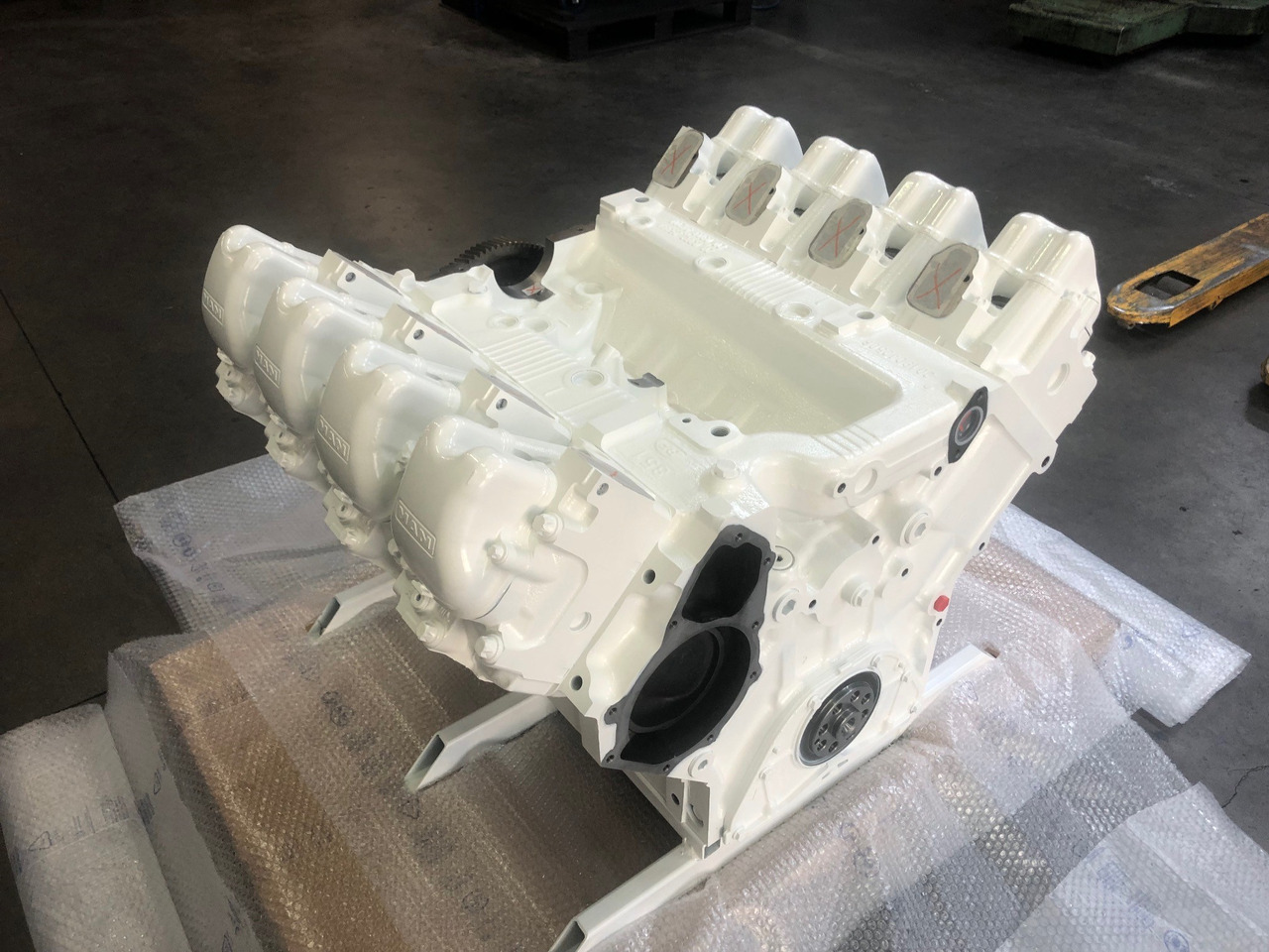 LONGBLOCK MAN D2848LE403 / MAN D2848 LE403 - Bloc-cylindres: photos 2 LONGBLOCK MAN D2848LE403 / MAN D2848 LE403 - Bloc-cylindres: photos 2