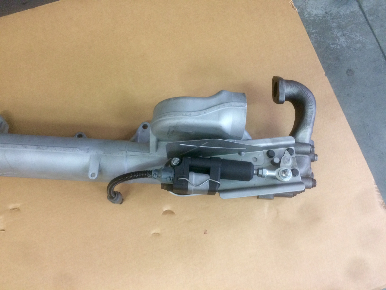 MODULO EGR (modulo ricircolo gas di scarico) - Motori MAN D2066 / D2676 - Euro 3 / Euro 4 - RIF. MAN 51081007047 - 51081007060 - 51081007063 - 51081007196 - Refroidisseur EGR: photos 3 MODULO EGR (modulo ricircolo gas di scarico) - Motori MAN D2066 / D2676 - Euro 3 / Euro 4 - RIF. MAN 51081007047 - 51081007060 - 51081007063 - 51081007196 - Refroidisseur EGR: photos 3