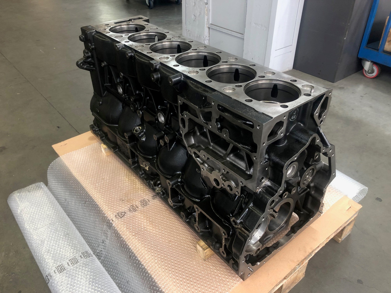 MONOBLOCCO MOTORE MAN D2066 EEV per presa di forza - Bloc-cylindres: photos 1 MONOBLOCCO MOTORE MAN D2066 EEV per presa di forza - Bloc-cylindres: photos 1