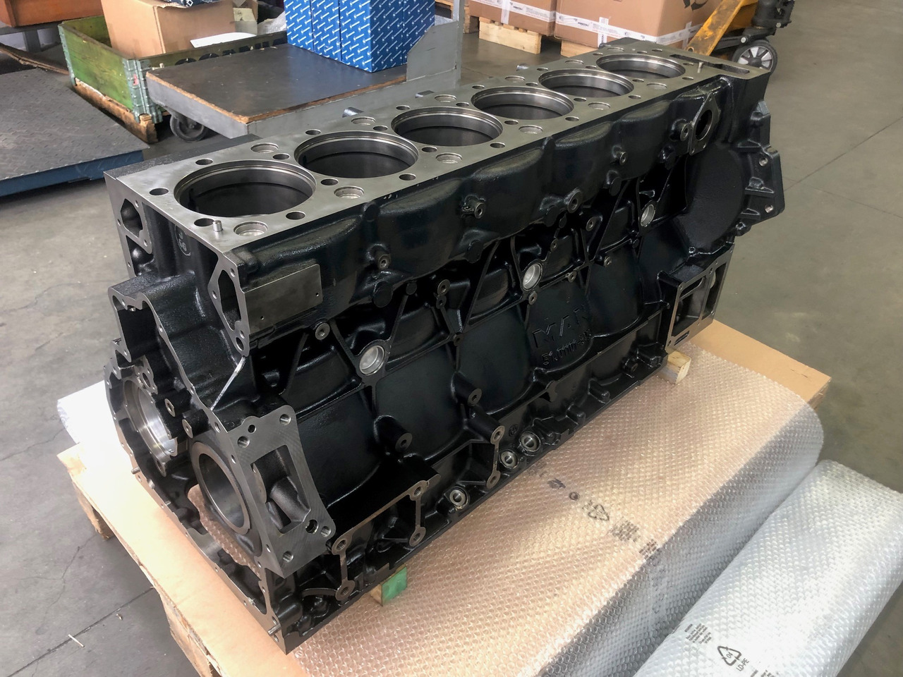 MONOBLOCCO MOTORE MAN D2066 EEV per presa di forza - Bloc-cylindres: photos 3 MONOBLOCCO MOTORE MAN D2066 EEV per presa di forza - Bloc-cylindres: photos 3