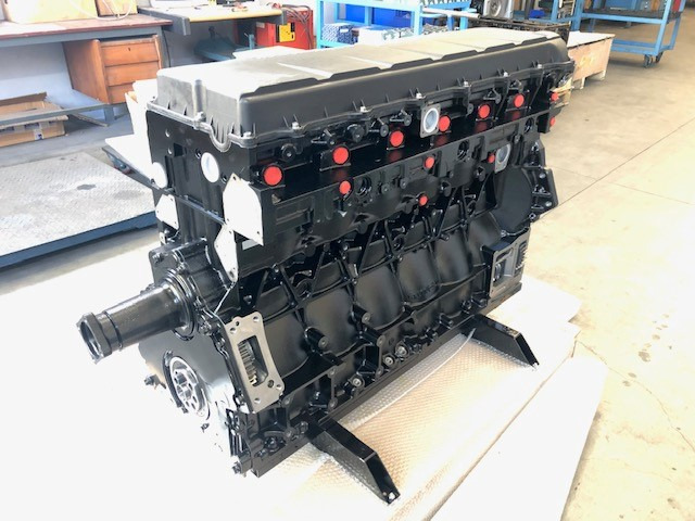 MOTORE MAN D2676LF46 - 440CV - EURO 6 - Moteur: photos 2 MOTORE MAN D2676LF46 - 440CV - EURO 6 - Moteur: photos 2