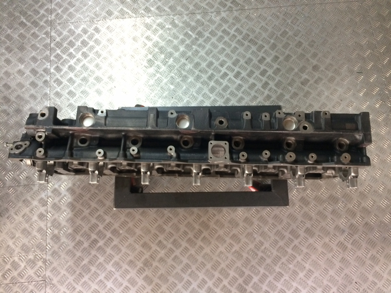 TESTATA MAN D2676 - EURO 6 - 70HZ - Culasse: photos 2 TESTATA MAN D2676 - EURO 6 - 70HZ - Culasse: photos 2