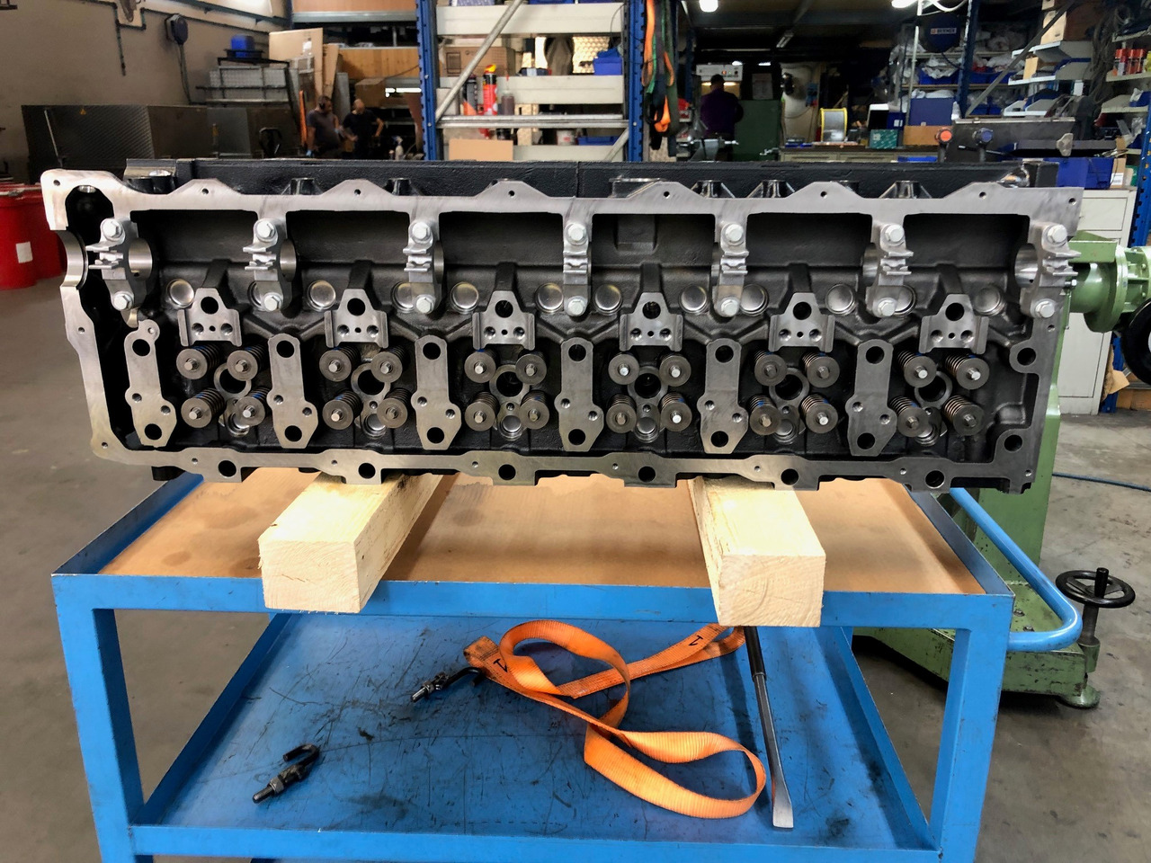 TESTATA MOTORE MAN D2676 EURO6C - Culasse: photos 1 TESTATA MOTORE MAN D2676 EURO6C - Culasse: photos 1