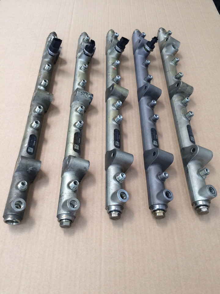 TUBO PRESSIONE COMMON RAIL MAN 51103116054 - Préparation du carburant: photos 2 TUBO PRESSIONE COMMON RAIL MAN 51103116054 - Préparation du carburant: photos 2