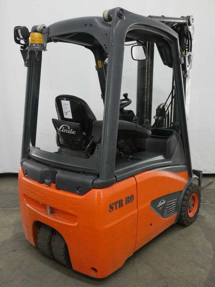 Linde E16C-02 - Chariot élévateur électrique: photos 2 Linde E16C-02 - Chariot élévateur électrique: photos 2
