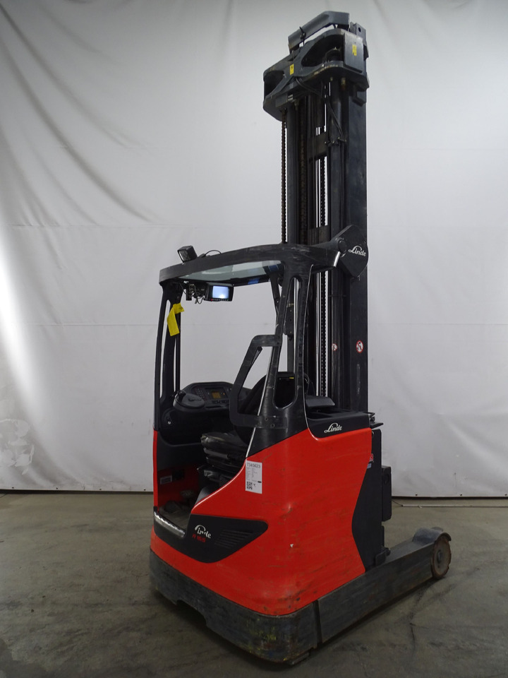 Linde R16HD-01 - Chariot à mât rétractable: photos 2 Linde R16HD-01 - Chariot à mât rétractable: photos 2
