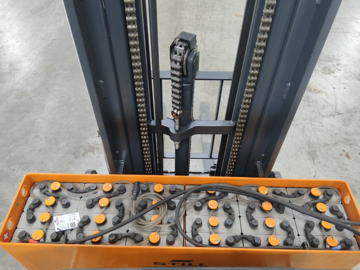 Still FM-X14 - Chariot à mât rétractable: photos 4 Still FM-X14 - Chariot à mât rétractable: photos 4