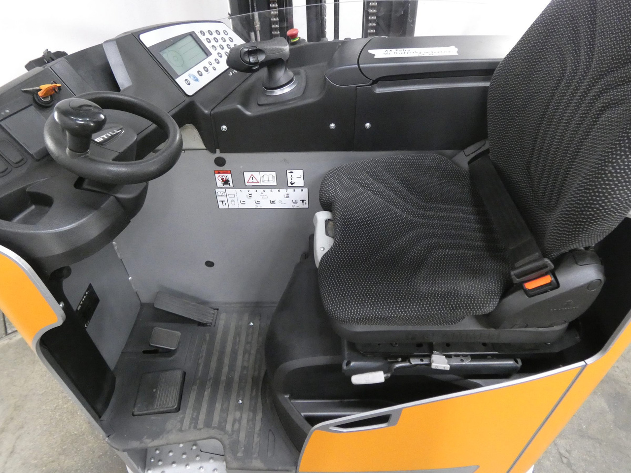 Still FM-X17 - Chariot à mât rétractable: photos 3 Still FM-X17 - Chariot à mât rétractable: photos 3