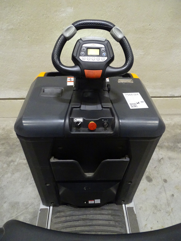 Still LTX-50 - Chariot tracteur: photos 3 Still LTX-50 - Chariot tracteur: photos 3