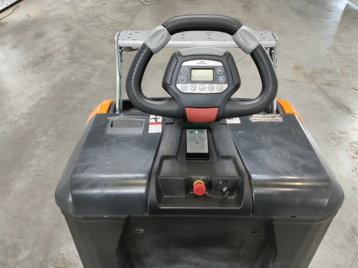 Still LTX50 - Chariot tracteur: photos 3 Still LTX50 - Chariot tracteur: photos 3