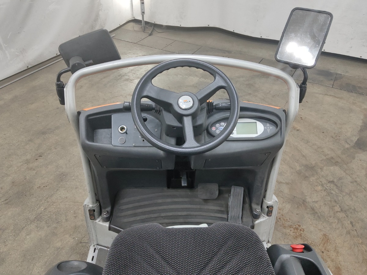 Still LTX70 - Chariot tracteur: photos 3 Still LTX70 - Chariot tracteur: photos 3