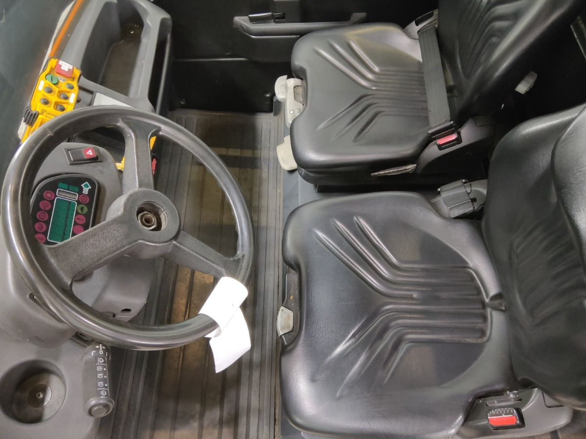 Still R07-25 - Chariot tracteur: photos 3 Still R07-25 - Chariot tracteur: photos 3
