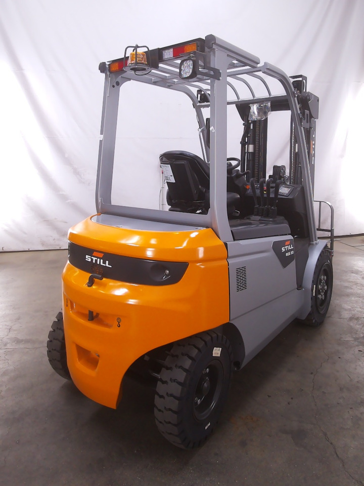 Still RCE30 - Chariot élévateur électrique: photos 2 Still RCE30 - Chariot élévateur électrique: photos 2