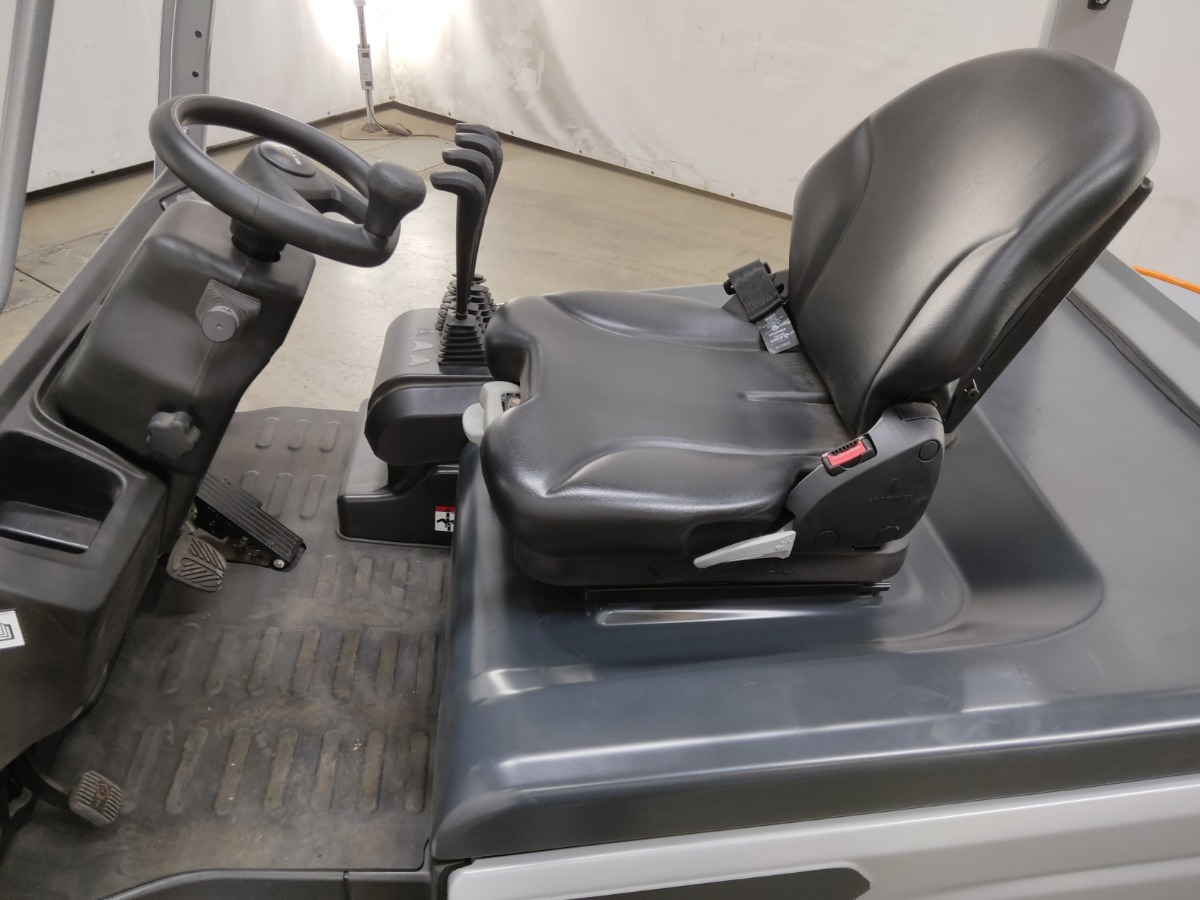 Still RCE30 - Chariot élévateur électrique: photos 3 Still RCE30 - Chariot élévateur électrique: photos 3