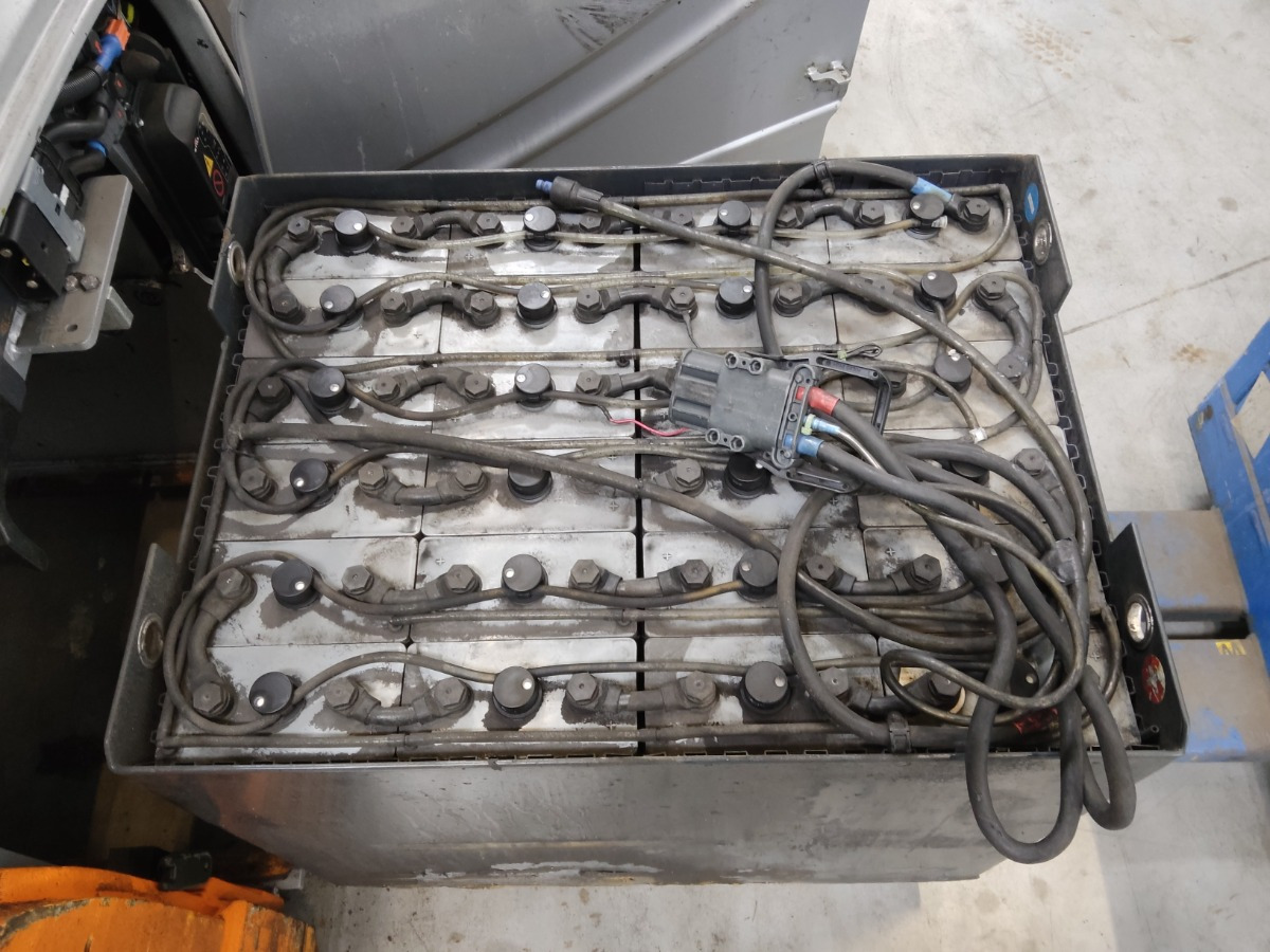 Still RX20-18 - Chariot élévateur électrique: photos 4 Still RX20-18 - Chariot élévateur électrique: photos 4