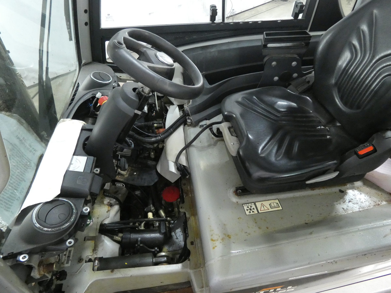 Still RX60-25 - Chariot élévateur électrique: photos 3 Still RX60-25 - Chariot élévateur électrique: photos 3