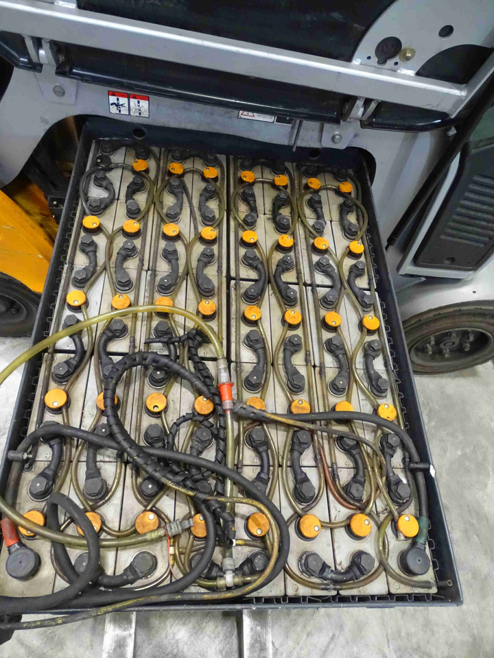 Still RX60-30 - Chariot élévateur électrique: photos 4 Still RX60-30 - Chariot élévateur électrique: photos 4