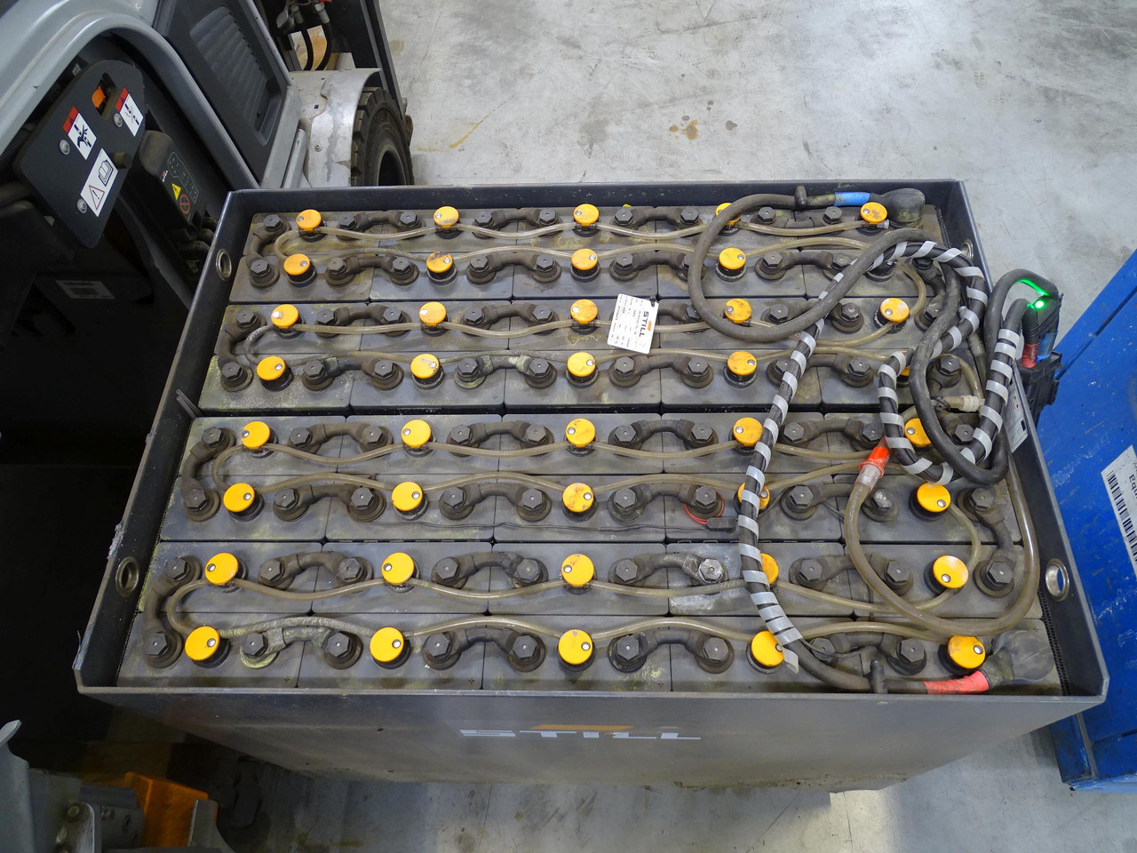 Still RX60-30 - Chariot élévateur électrique: photos 4 Still RX60-30 - Chariot élévateur électrique: photos 4